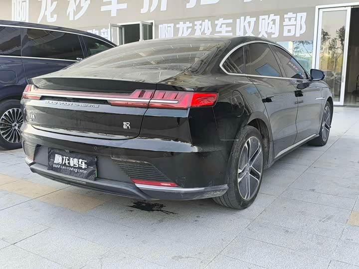 Фото 8 - BYD Han