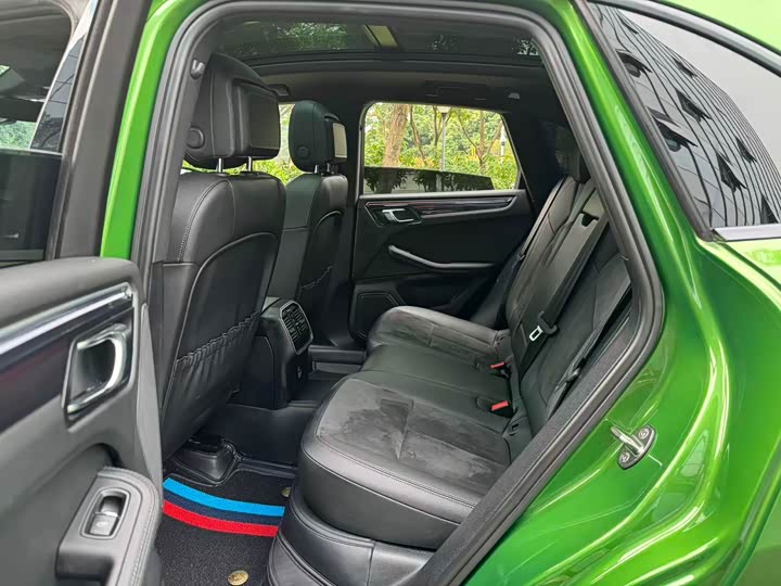 Фото 9 - Porsche Macan