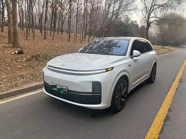 Фото 1 - LiXiang L7