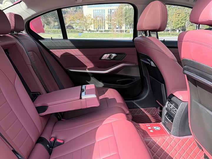 Фото 6 - BMW 3 Series