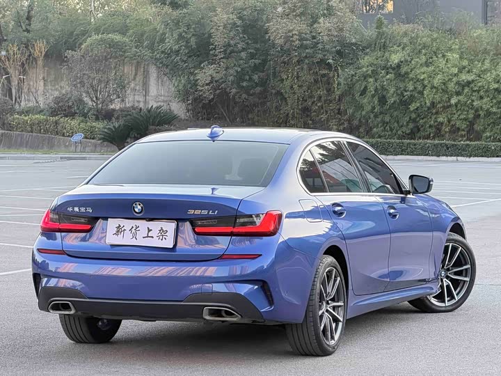 Фото 9 - BMW 3 Series