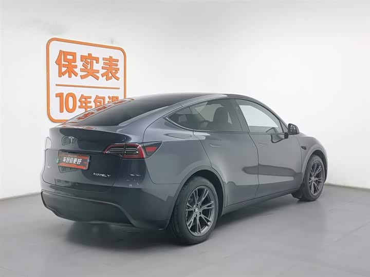Фото 2 - Tesla Model Y