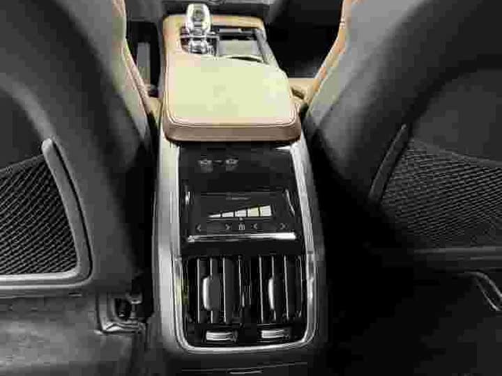 Фото 6 - Volvo S90