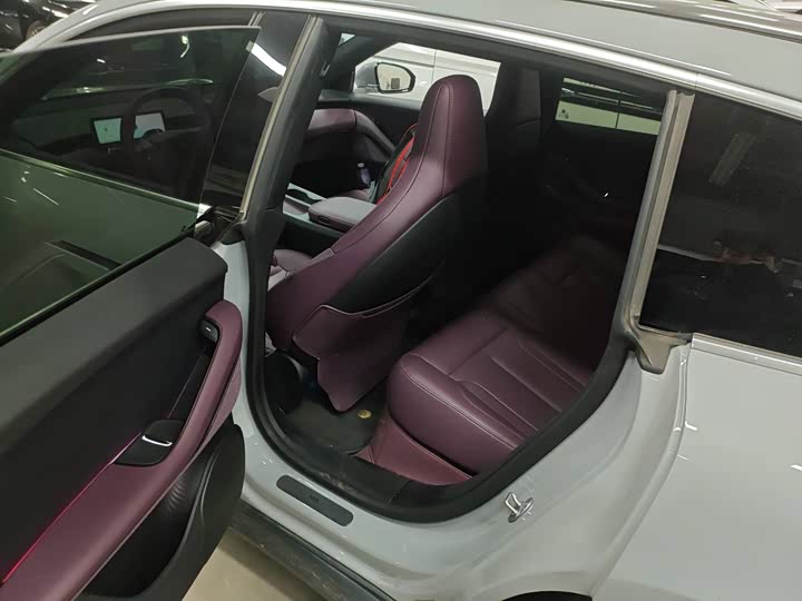 Фото 2 - Nio ET5T