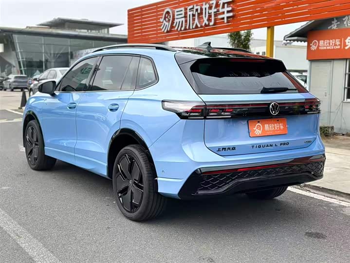 Фото 9 - Volkswagen Tiguan L Pro