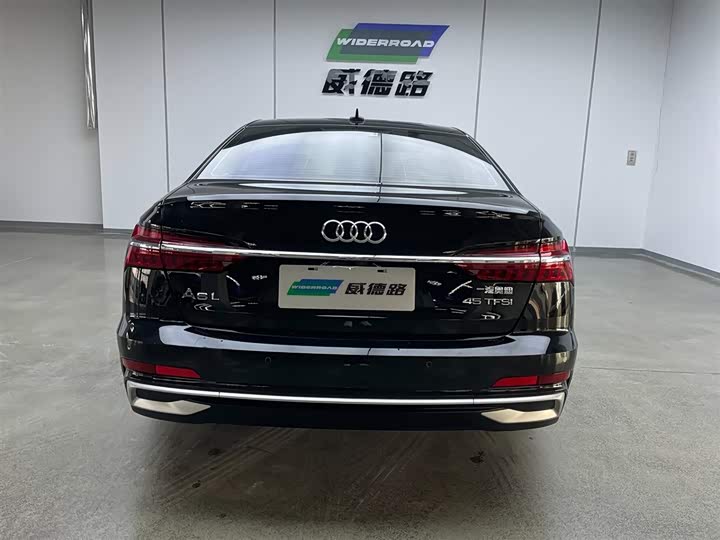 Фото 6 - Audi A6L