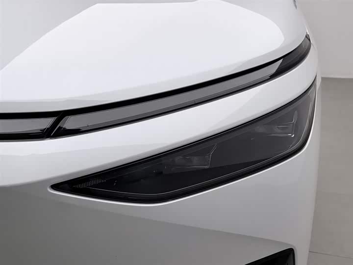 Фото 7 - XPeng X9