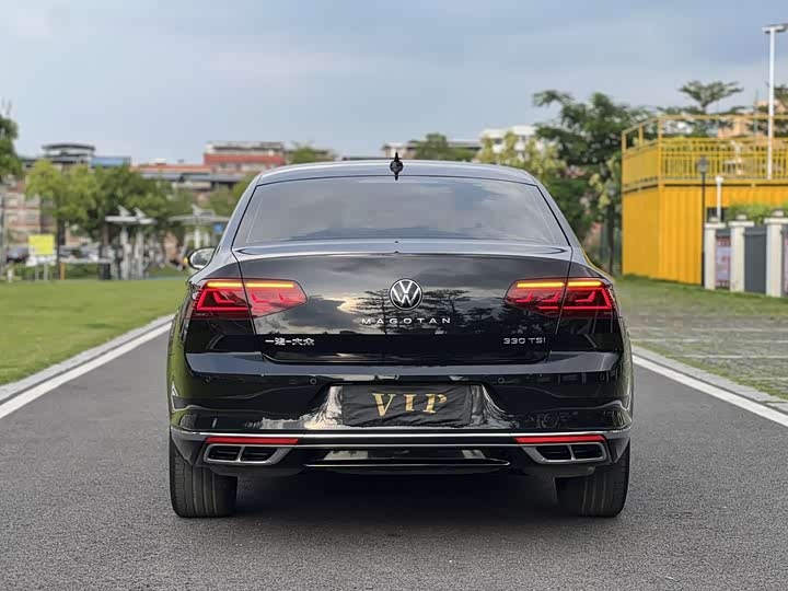 Фото 8 - Volkswagen Magotan