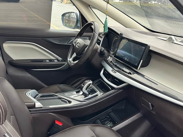 Фото 9 - Geely Jiaji