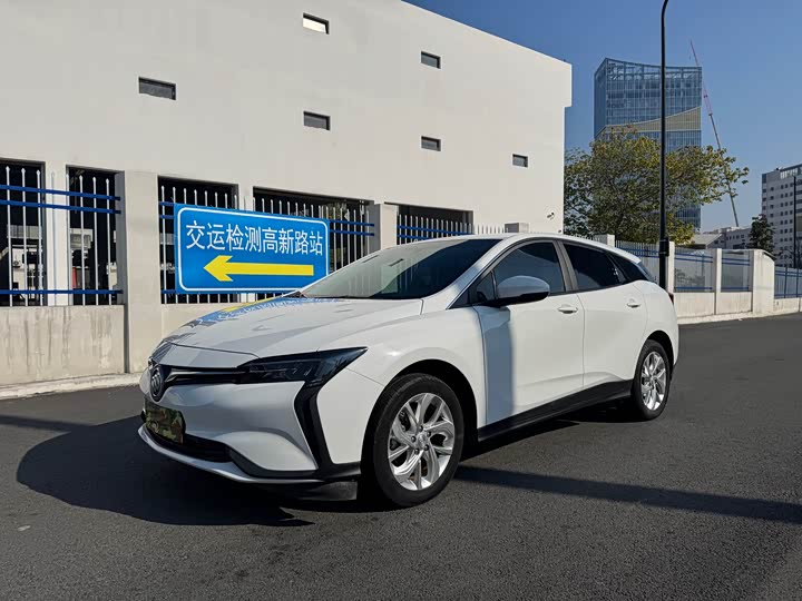 Фото 1 - Buick Velite 6