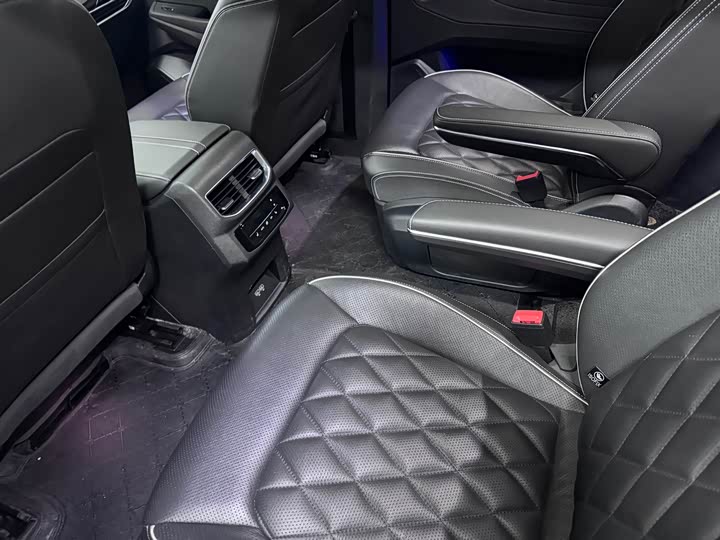 Фото 4 - Volkswagen Talagon