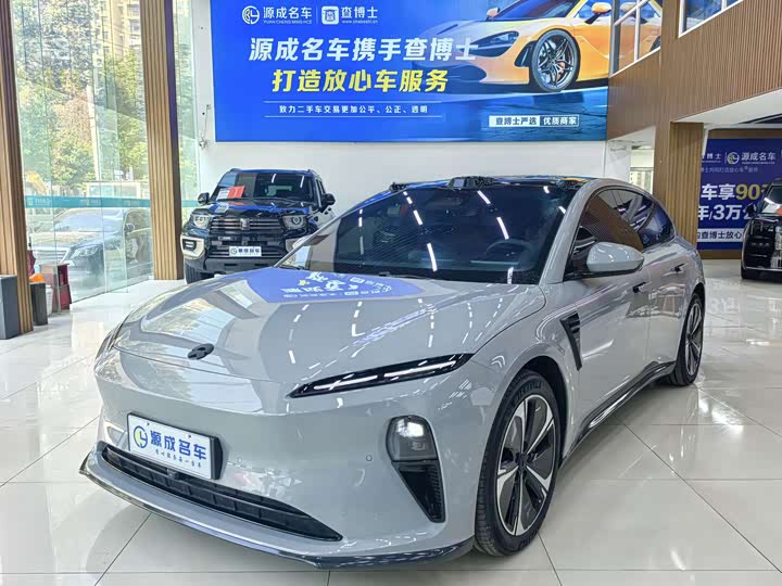 Фото 1 - Nio ET5T