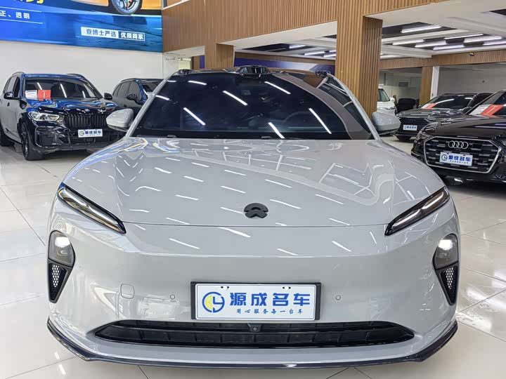 Фото 2 - Nio ET5T