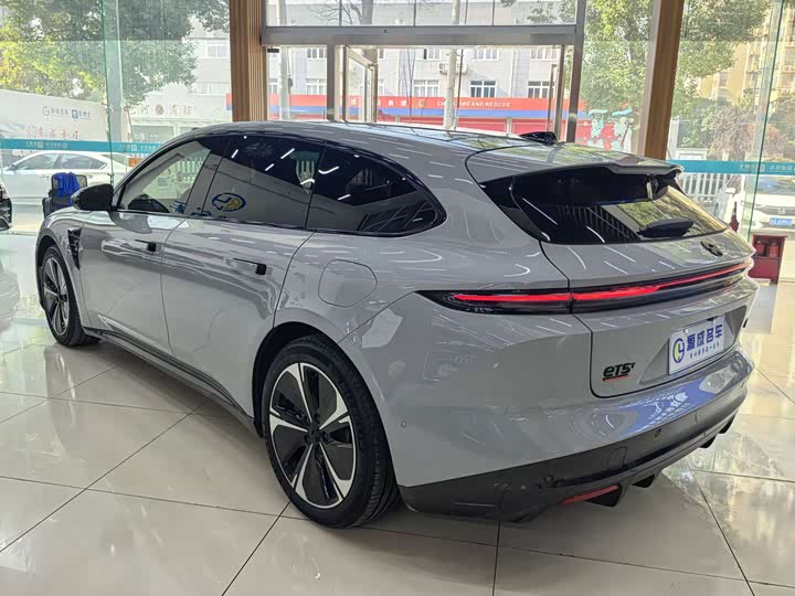 Фото 6 - Nio ET5T