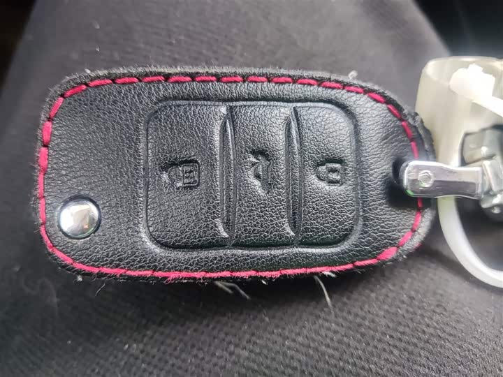 Фото 9 - Changan E-Pro