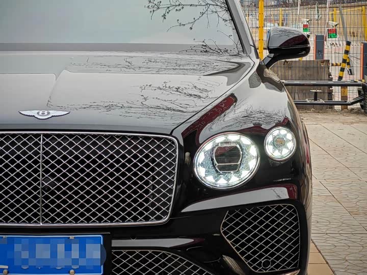 Фото 6 - Bentley Bentayga