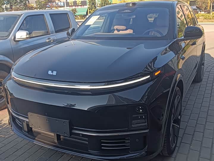 Фото 1 - LiXiang L7