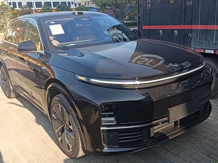 Фото 2 - LiXiang L7