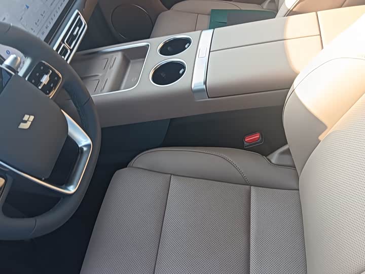 Фото 3 - LiXiang L7