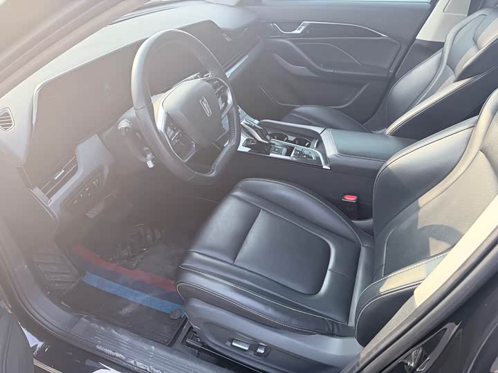 Фото 4 - Bestune B70