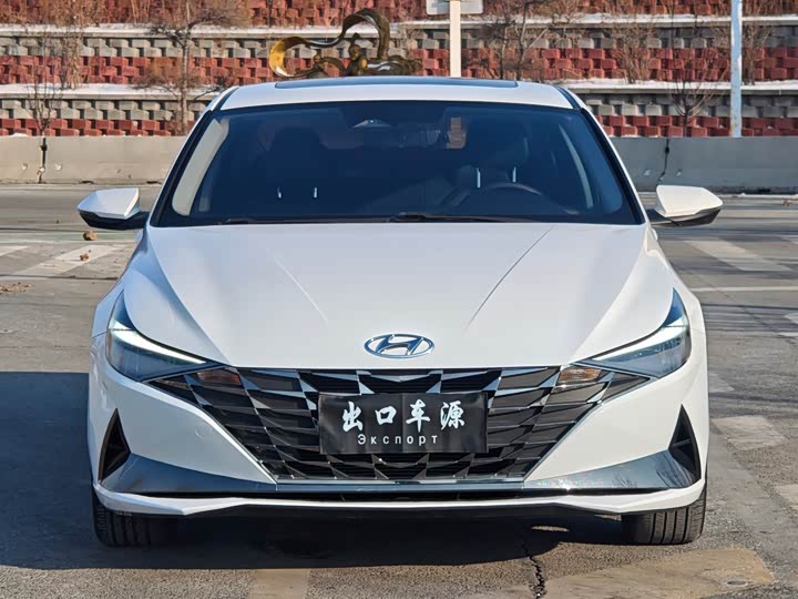Фото 3 - Hyundai Elantra N line