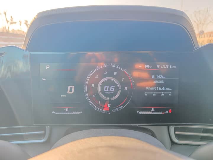 Фото 8 - Hyundai Elantra N line