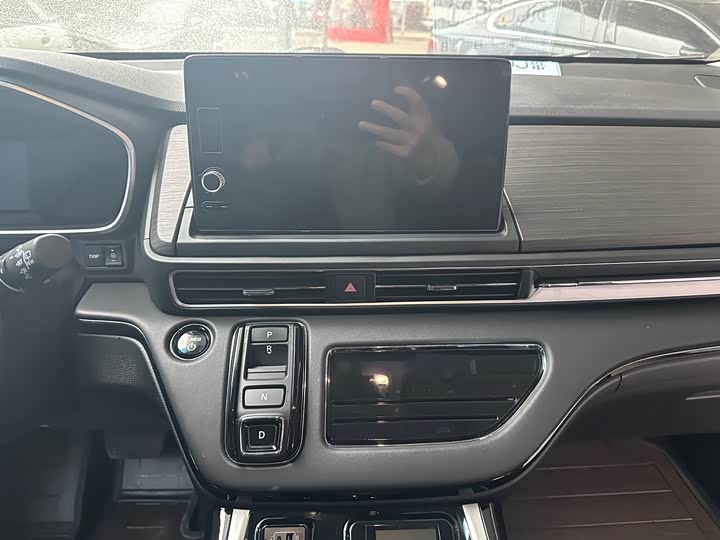 Фото 7 - Honda Elysion