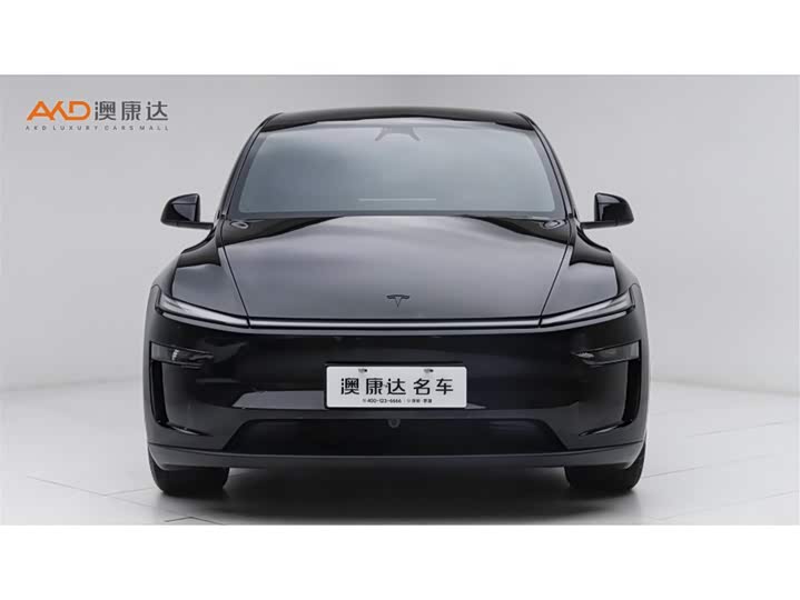 Фото 2 - Tesla Model Y