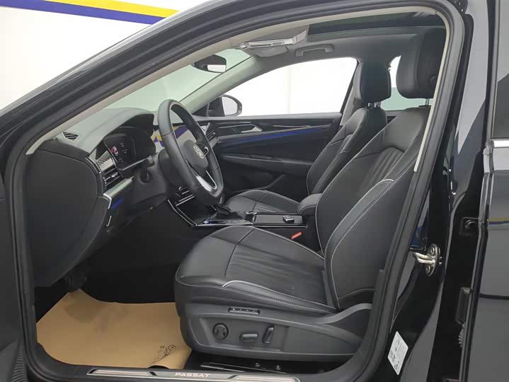 Фото 9 - Volkswagen Passat