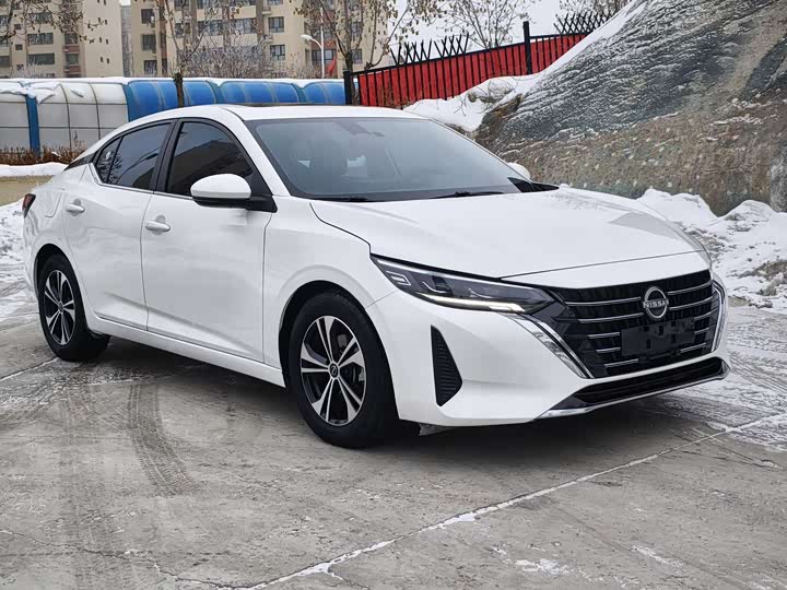 Фото 1 - Nissan Sylphy