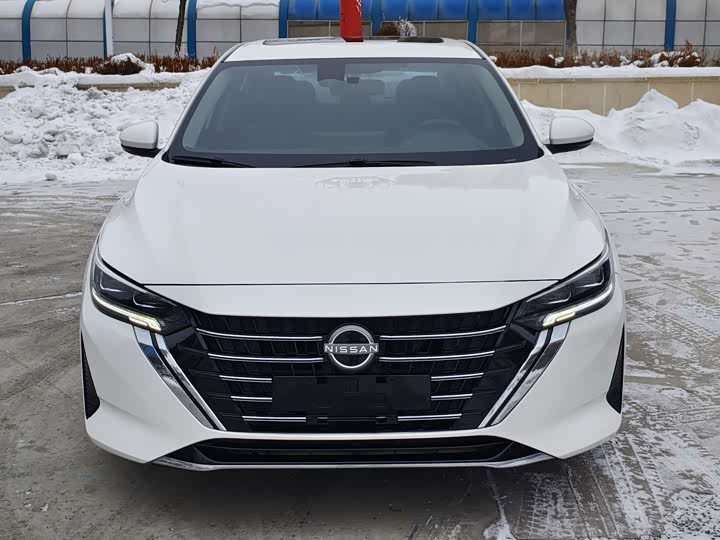 Фото 2 - Nissan Sylphy