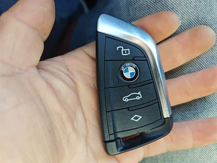 Фото 9 - BMW 3 Series