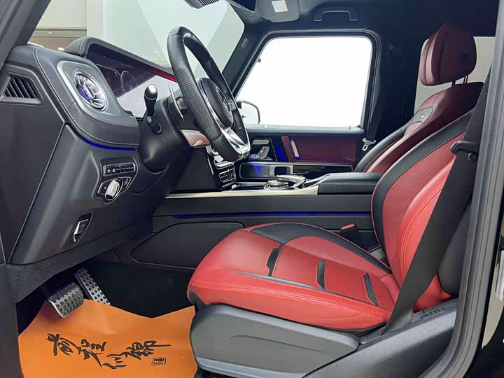 Фото 4 - Mercedes-Benz G-Class AMG