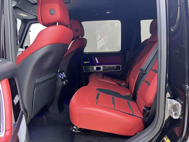 Фото 8 - Mercedes-Benz G-Class AMG