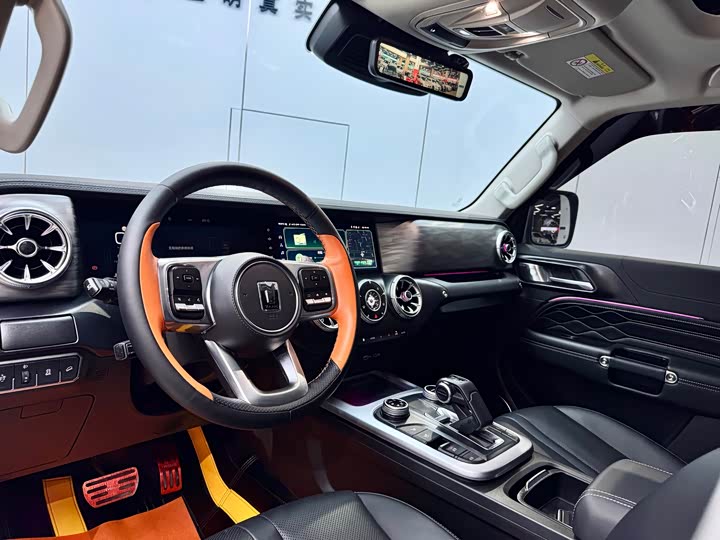 Фото 8 - Tank 300