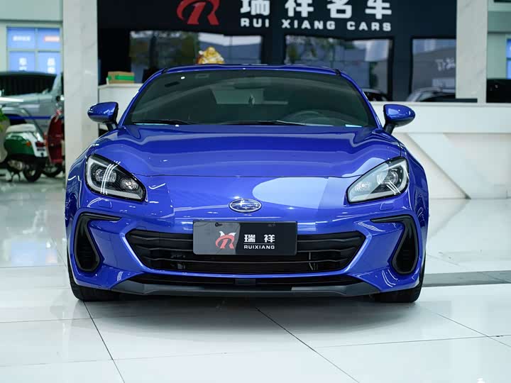 Фото 2 - Subaru BRZ