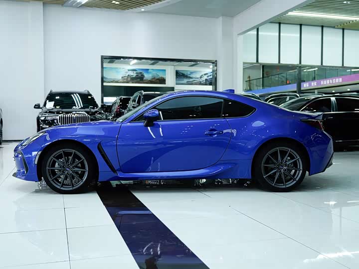 Фото 4 - Subaru BRZ