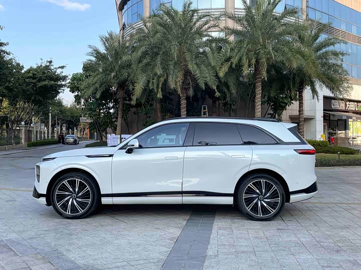 Фото 7 - XPeng G9