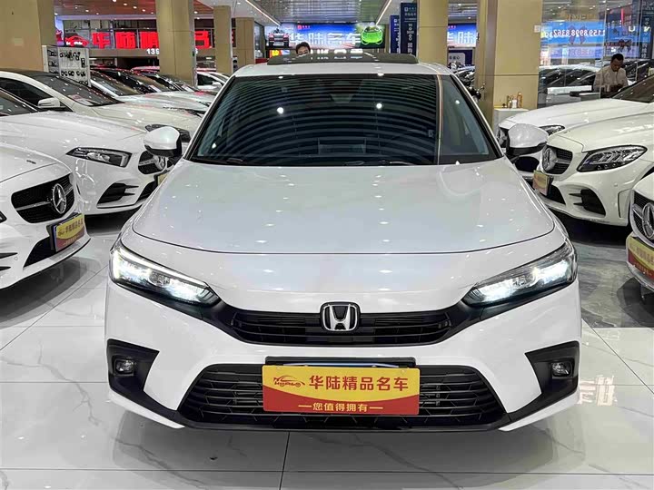 Фото 2 - Honda Civic