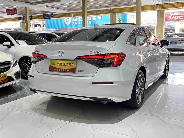 Фото 6 - Honda Civic