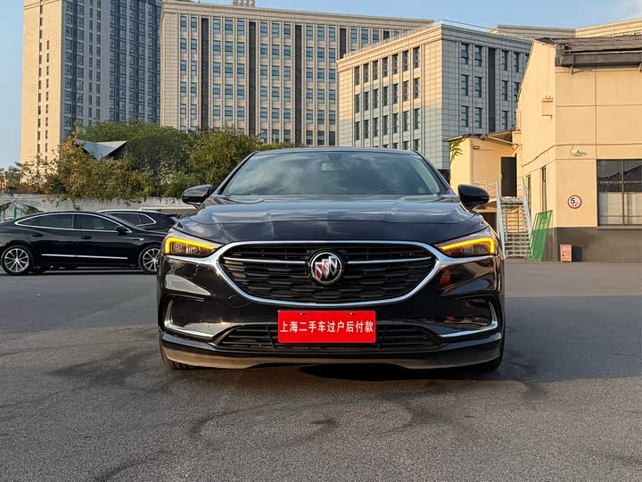 Фото 2 - Buick LaCrosse