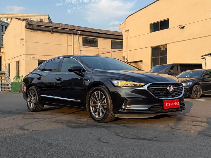 Фото 3 - Buick LaCrosse