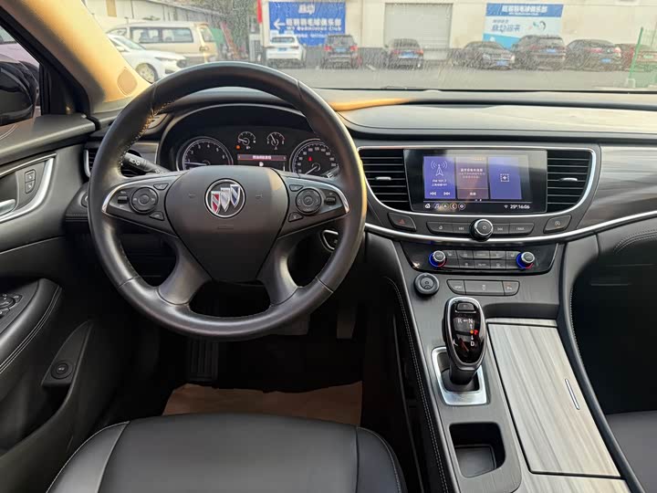 Фото 7 - Buick LaCrosse