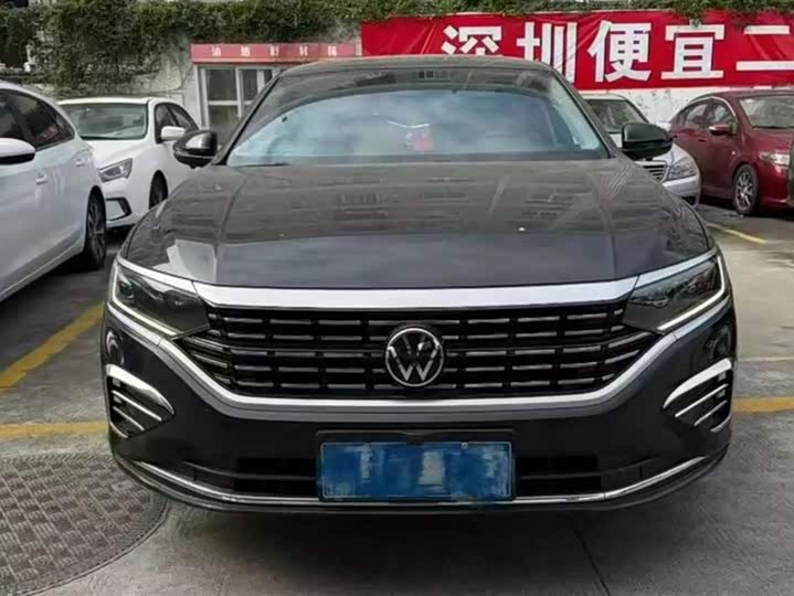 Фото 2 - Volkswagen Passat