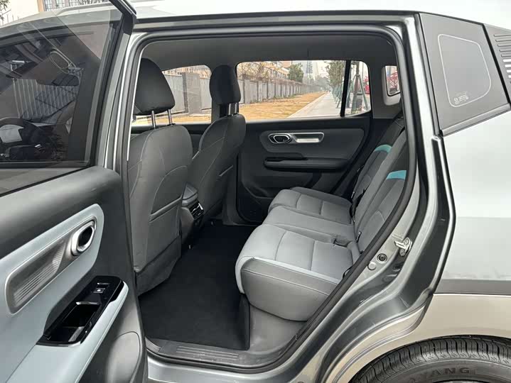 Фото 4 - GAC Aion Y