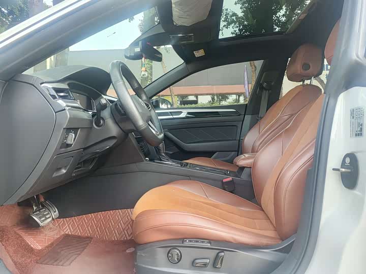 Фото 8 - Volkswagen CC