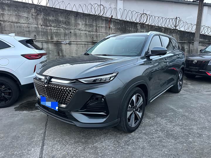 Фото 2 - Changan X7 Plus