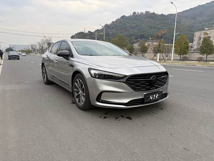 Фото 3 - Buick LaCrosse