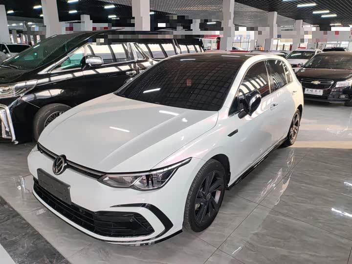 Фото 1 - Volkswagen Golf