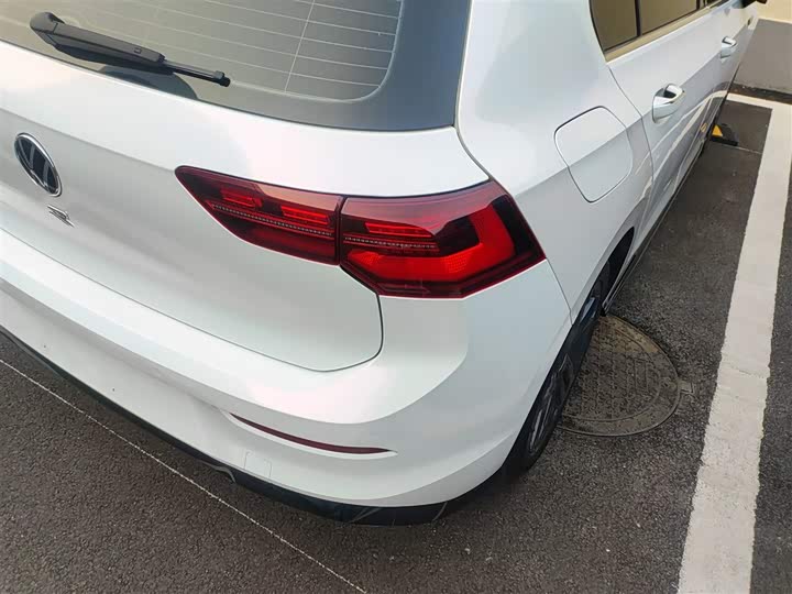 Фото 8 - Volkswagen Golf